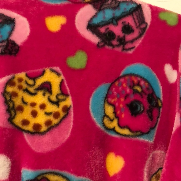 Fleece Shopkins Robe - Picture 6 of 8